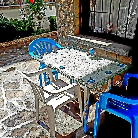 милани Apartamento *