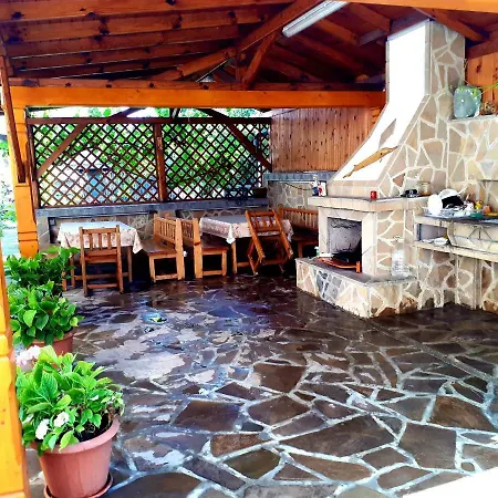 Apartamento милани *